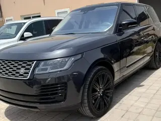 2016 Land Rover Range Rover in Dubai used car