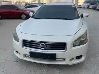 2015 Nissan Maxima in Dubai used car