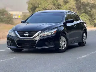 2022 Nissan Altima in Dubai used car