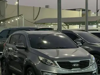 2012 Kia Sportage in Sharjah used car