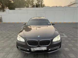 2013 BMW 7-Series في Dubai سيارة مستعملة