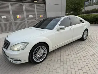2012 Mercedes-Benz S-Class في Abu Dhabi سيارة مستعملة