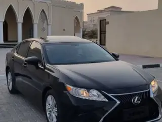 2014 Lexus ES in Dubai used car