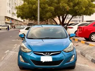 2016 Hyundai Elentra في Dubai سيارة مستعملة