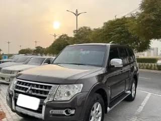 2017 Mitsubishi Pajero in Dubai used car