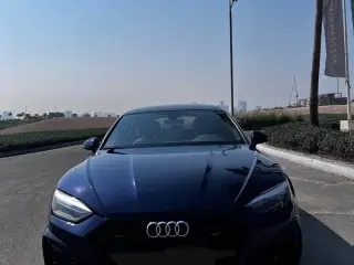 2022 Audi A5 في Dubai سيارة مستعملة