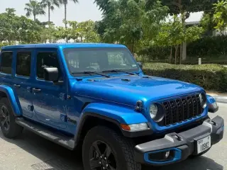 2023 Jeep Wrangler Unlimited في Dubai سيارة مستعملة