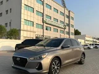 2020 Hyundai Elentra في Dubai سيارة مستعملة