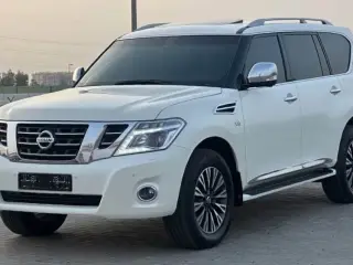 2014 Nissan Patrol in Ajman used car