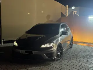 2015 Volkswagen Golf in Dubai used car