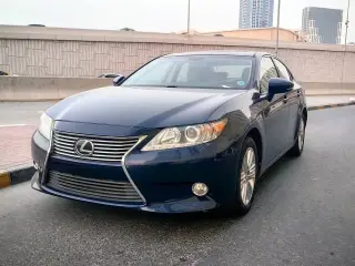 2014 Lexus ES in Dubai used car