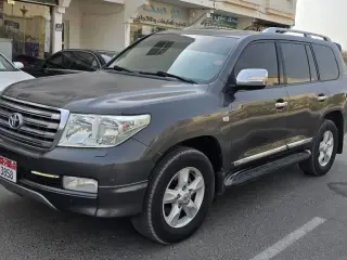 2011 Toyota Land Cruiser in Al Ain used car