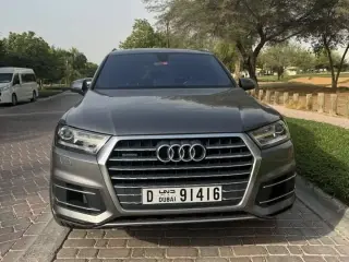 2016 Audi Q7 في Dubai سيارة مستعملة