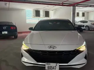 2022 Hyundai Elentra في Sharjah سيارة مستعملة