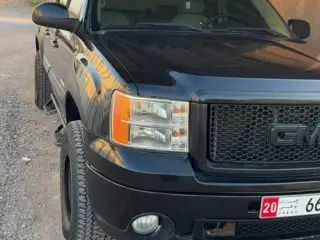 2009 GMC Sierra in Abu Dhabi used car