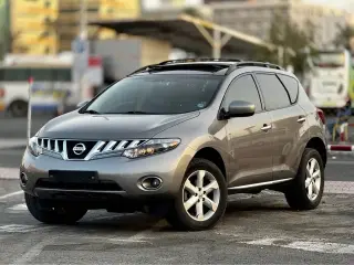 2010 Nissan Murano في Dubai سيارة مستعملة