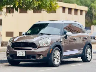 2013 Mini Countryman in Sharjah used car