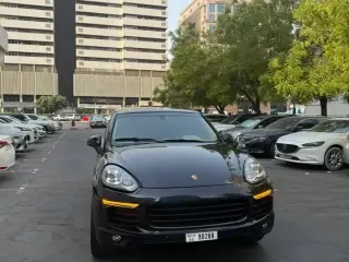 2016 Porsche Cayenne in Dubai used car