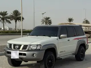 2019 Nissan Patrol Super Safari في Abu Dhabi سيارة مستعملة