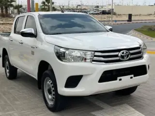 2020 Toyota Hilux in Sharjah used car