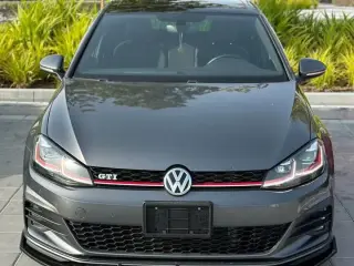2019 Volkswagen Golf in Dubai used car
