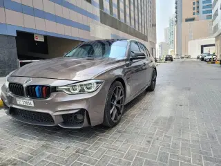 2014 BMW 3-Series في Dubai سيارة مستعملة