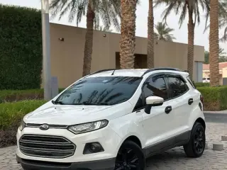 2016 Ford EcoSport في Dubai سيارة مستعملة