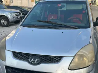 2010 Hyundai Matrix في Ajman سيارة مستعملة