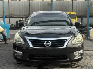 2014 Nissan Altima in Abu Dhabi used car