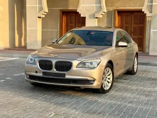 2010 BMW 7-Series في Ajman سيارة مستعملة