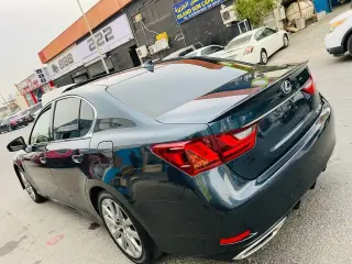 2015 Lexus GS في Dubai سيارة مستعملة