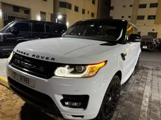 2014 Land Rover Range Rover Sport in Sharjah used car