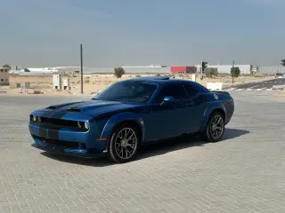 2016 Dodge Challenger in Dubai used car