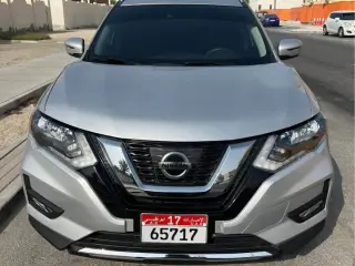 2020 Nissan Rogue في Abu Dhabi سيارة مستعملة