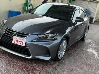 2018 Lexus IS in Sharjah used car