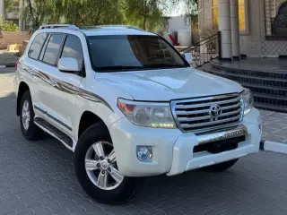 2014 Toyota Land Cruiser in Al Ain used car