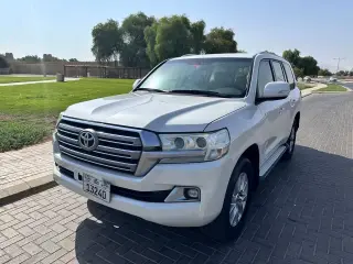 2019 Toyota Land Cruiser in Dubai used car