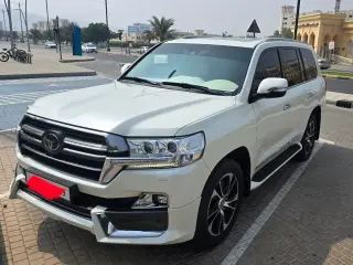 2021 Toyota Land Cruiser in Dubai used car