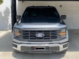 2024 Ford F150 في Dubai سيارة مستعملة
