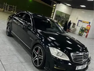 2009 Mercedes-Benz S-Class في Ajman سيارة مستعملة