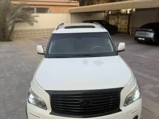 2013 Infiniti QX80 in Dubai used car