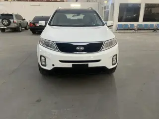 2015 Kia Sorento in Dubai used car