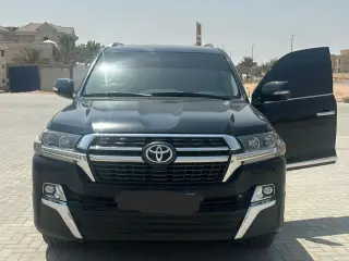 2021 Toyota Land Cruiser in Dubai used car