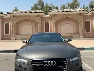 2011 Audi A7 في Al Ain سيارة مستعملة