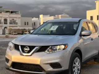 2016 Nissan Rogue في Ajman سيارة مستعملة