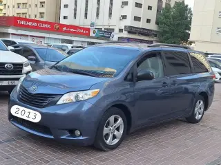 2013 Toyota Sienna in Dubai used car