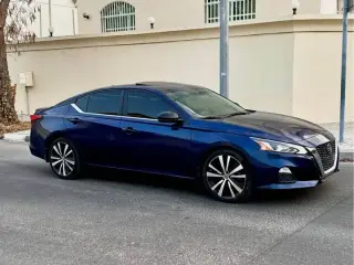 2020 Nissan Altima in Sharjah used car