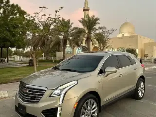 2017 Cadillac XT5 in Dubai used car