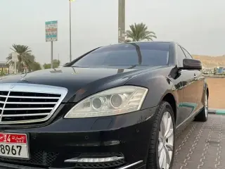 2012 Mercedes-Benz S-Class في Abu Dhabi سيارة مستعملة