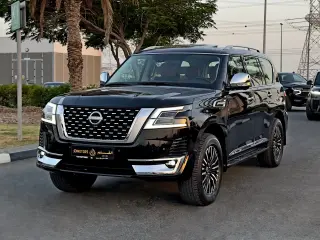 2023 Nissan Patrol في Dubai سيارة مستعملة